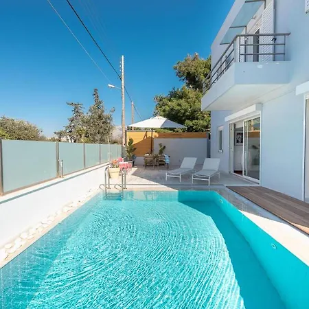 Villa Adelos Group In Elliniko *